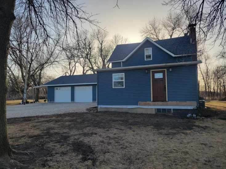 315 145th Avenue - Photo 1