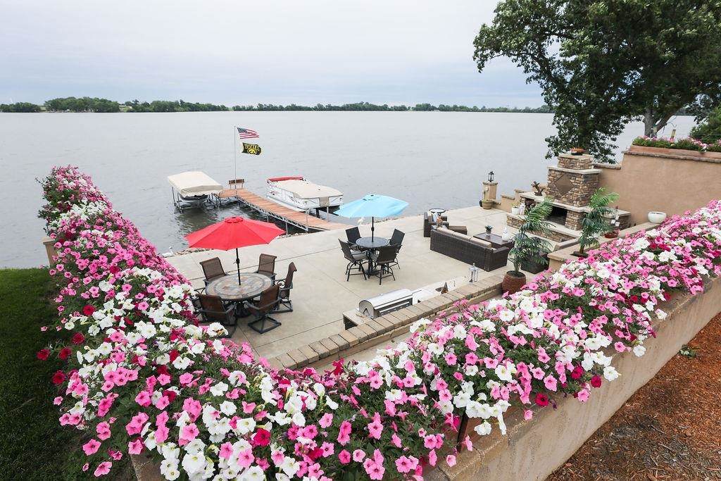 35041 Shore Drive - Photo 1