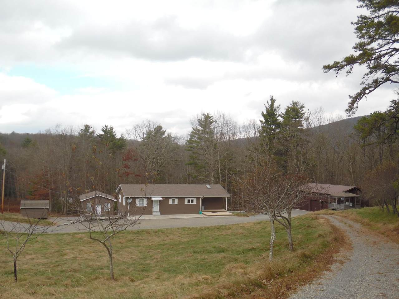 3912 Gordon Dilley Rd - Photo 1