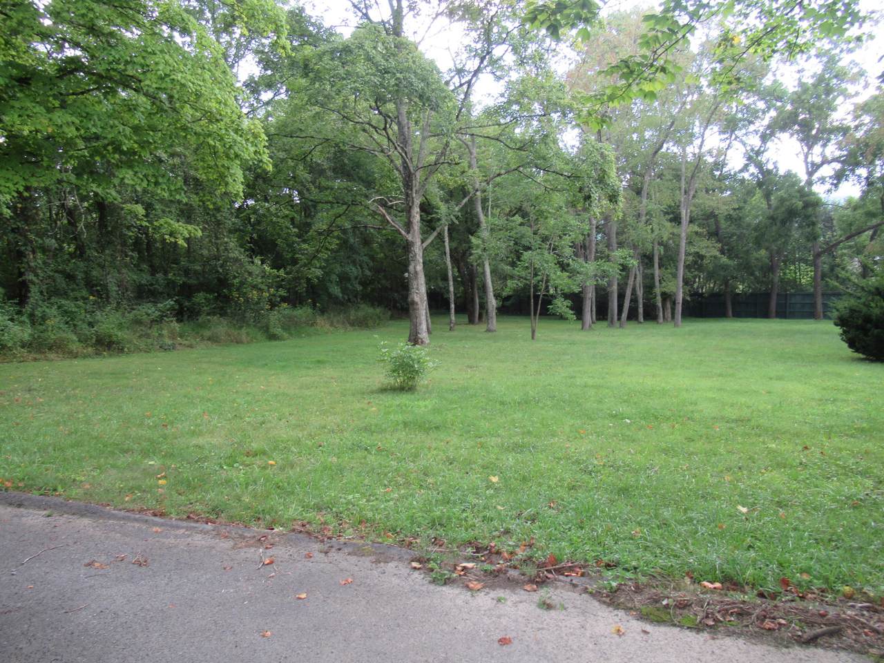 158 Crawford Ln - Photo 1