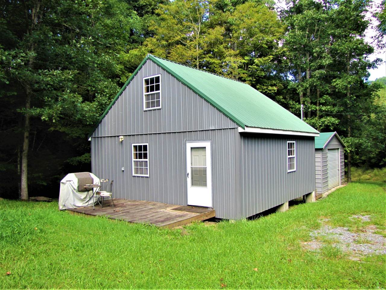 1229 Stinking Lick Rd - Photo 1