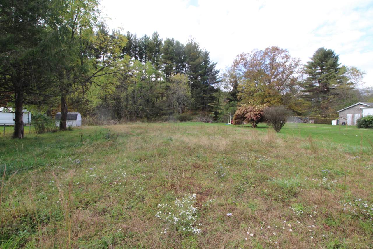 402 13th Street - Photo 1