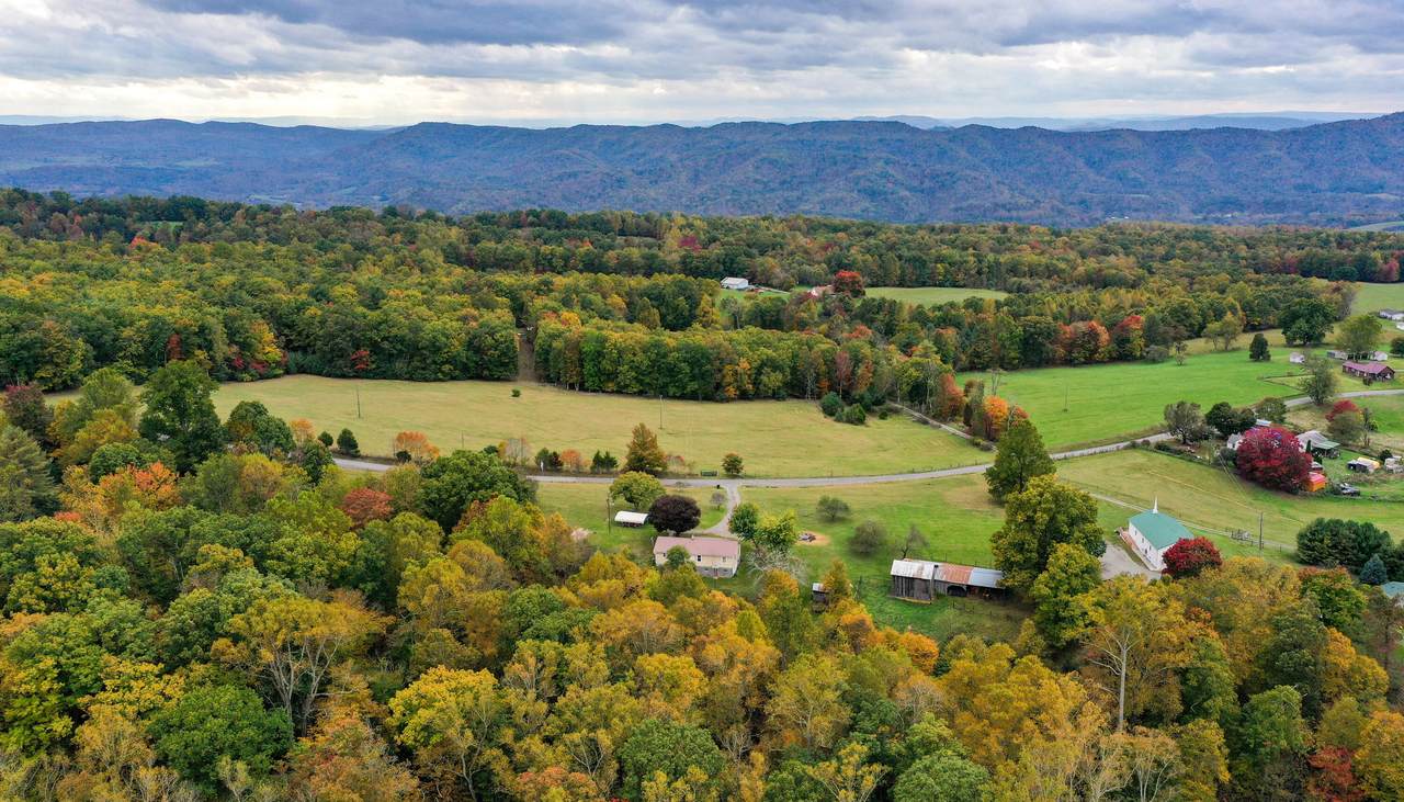 2552 Flat Mountain Rd - Photo 1