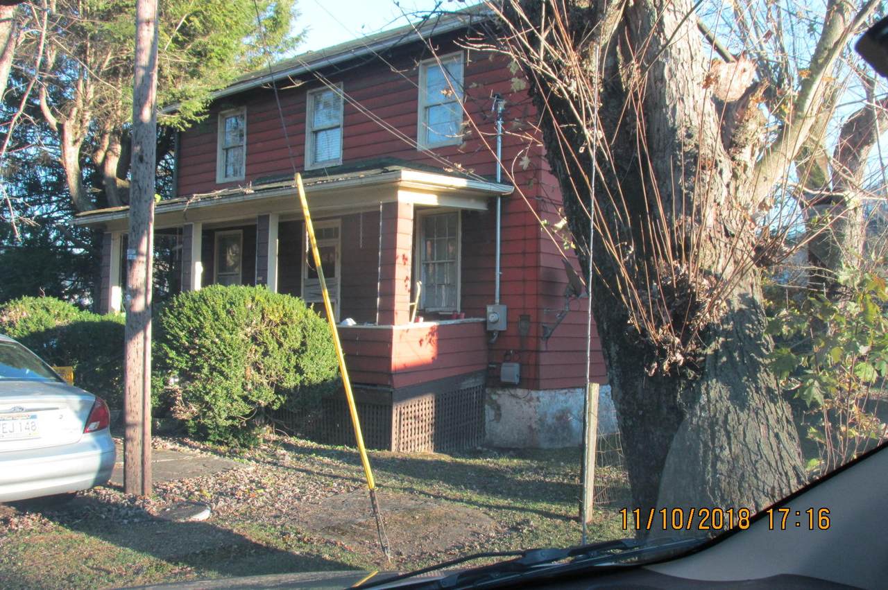 251 Edgar Ave - Photo 1