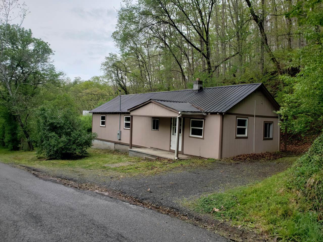 95 Camp Lightfoot Rd - Photo 1