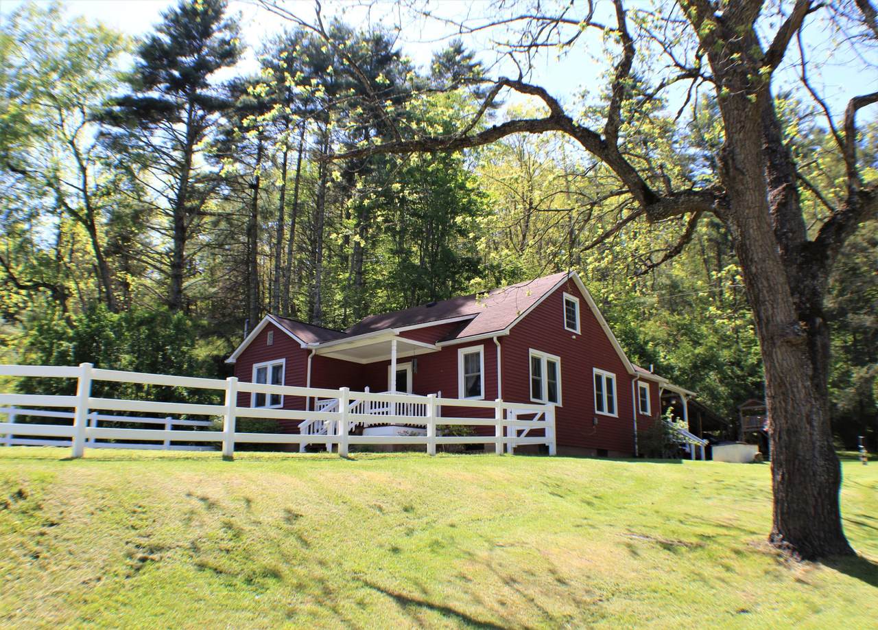 4075 Browns Creek Rd - Photo 1