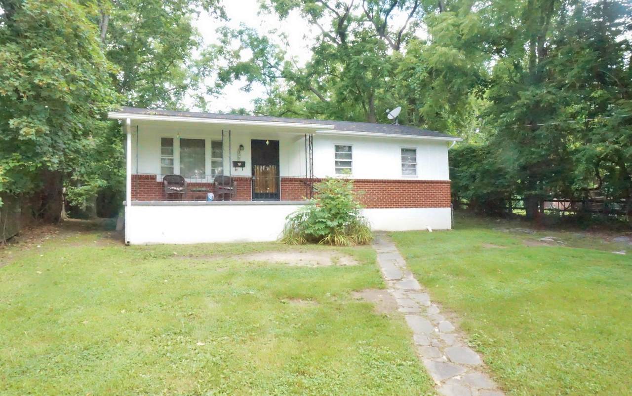 149 Walnut St - Photo 1