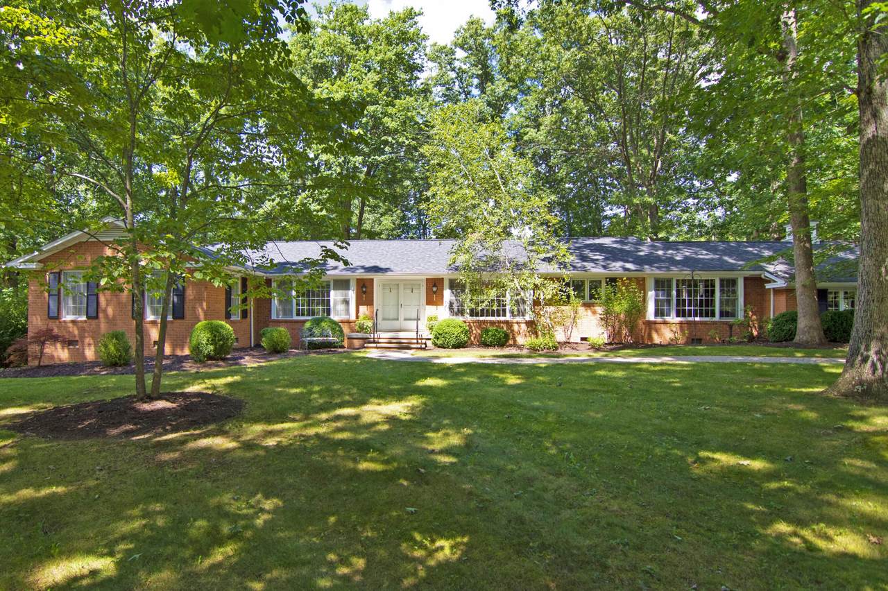 341 Francis Way - Photo 1