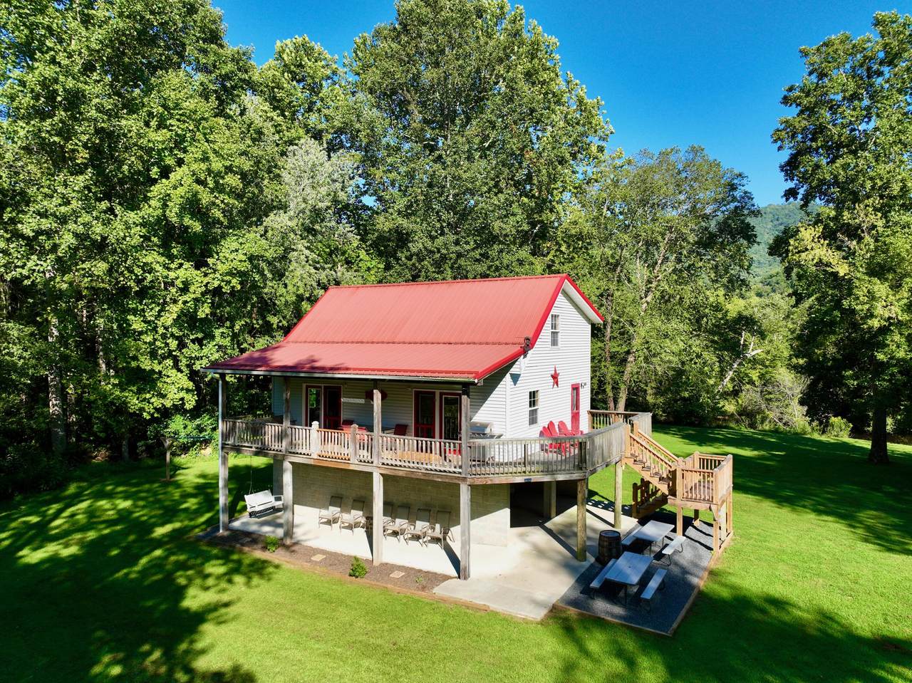 560 Emerald Isle - Photo 1