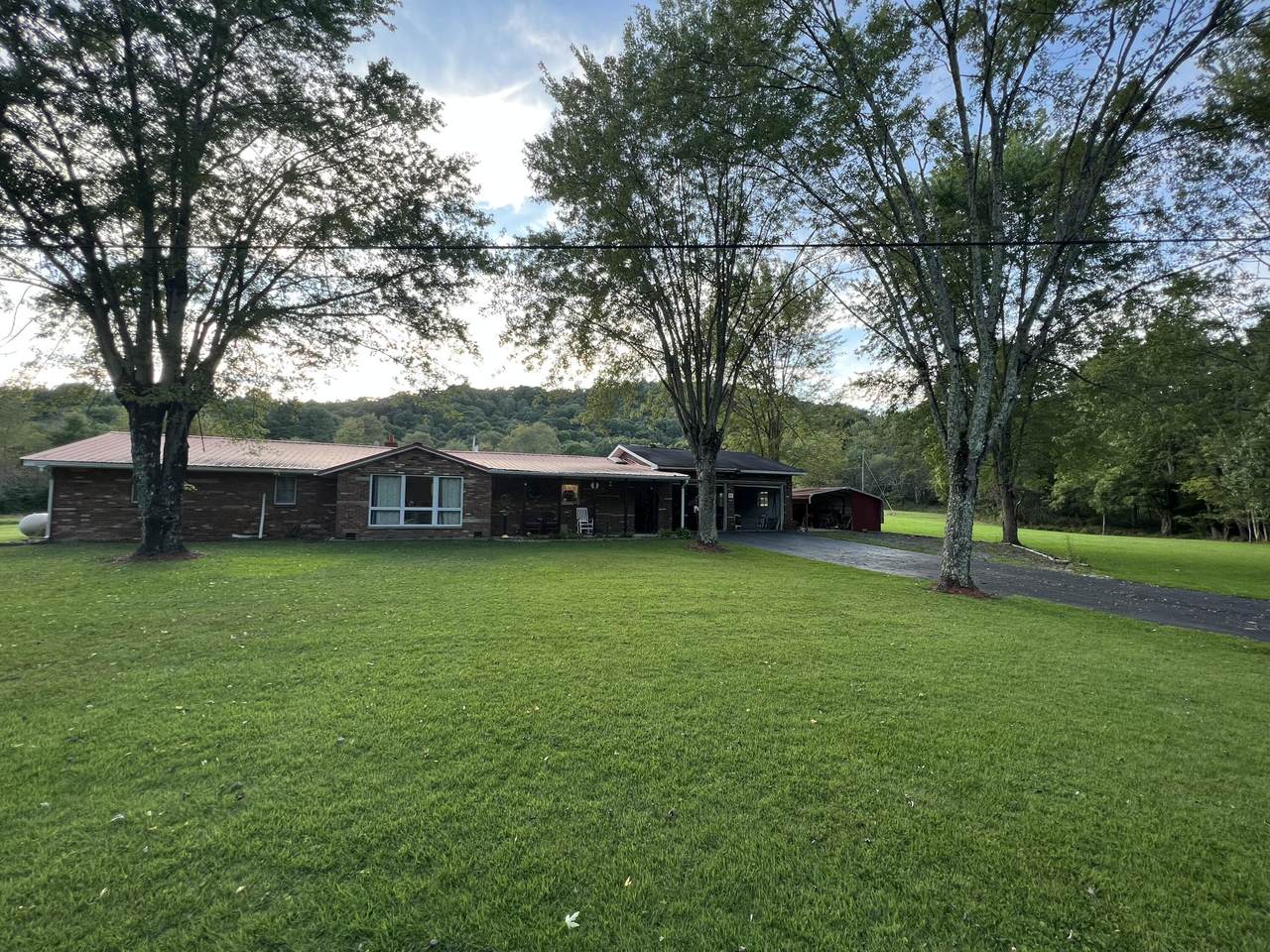 121 Wahoo Rd - Photo 1