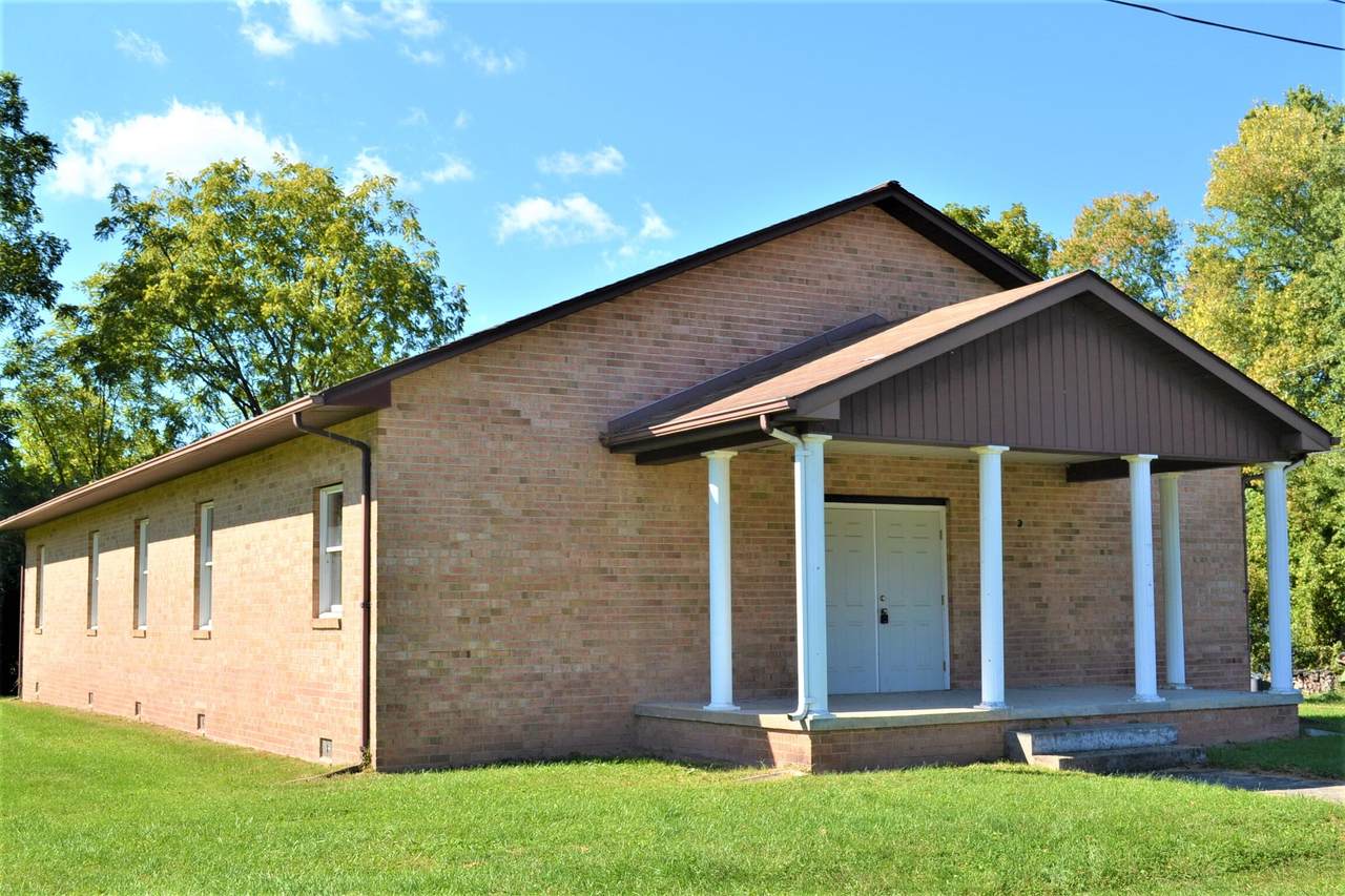 377 Linden Ave - Photo 1