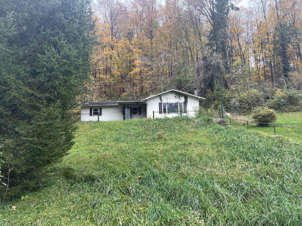 152 Liberty St - Photo 1
