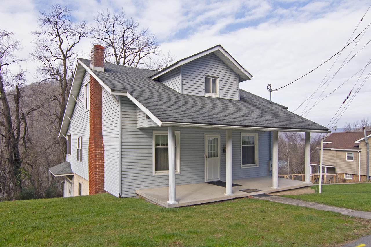 1717 Temple St - Photo 1