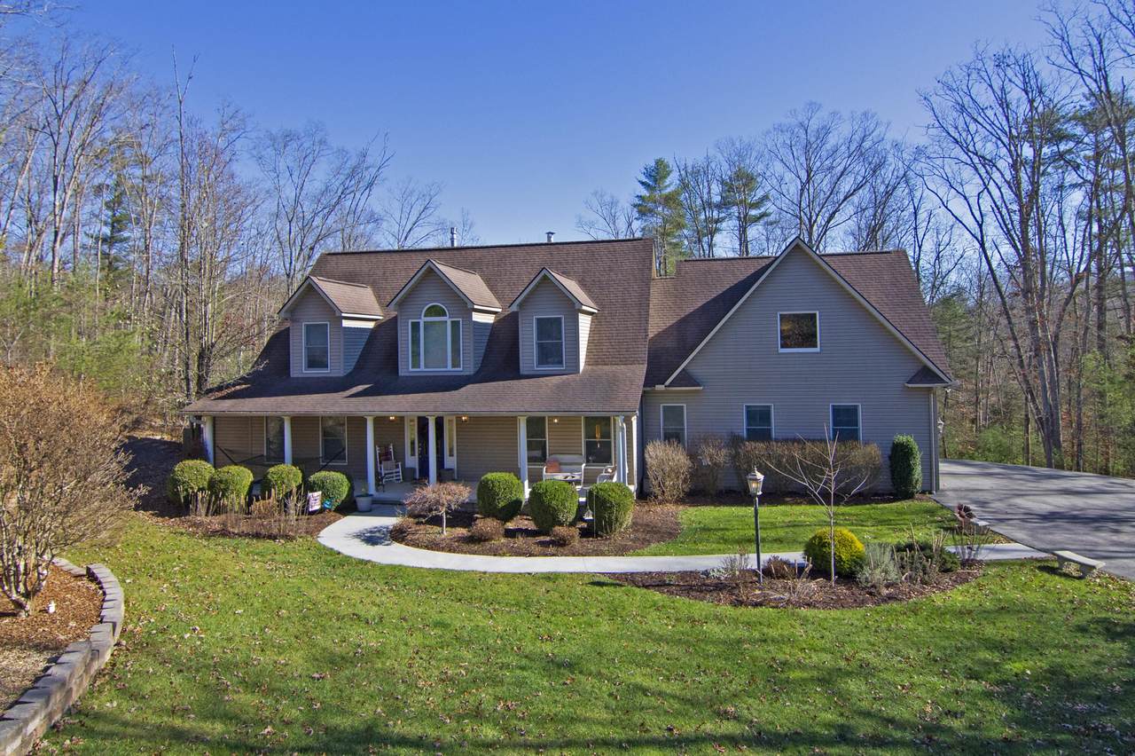 292 Fox Ridge Dr - Photo 1