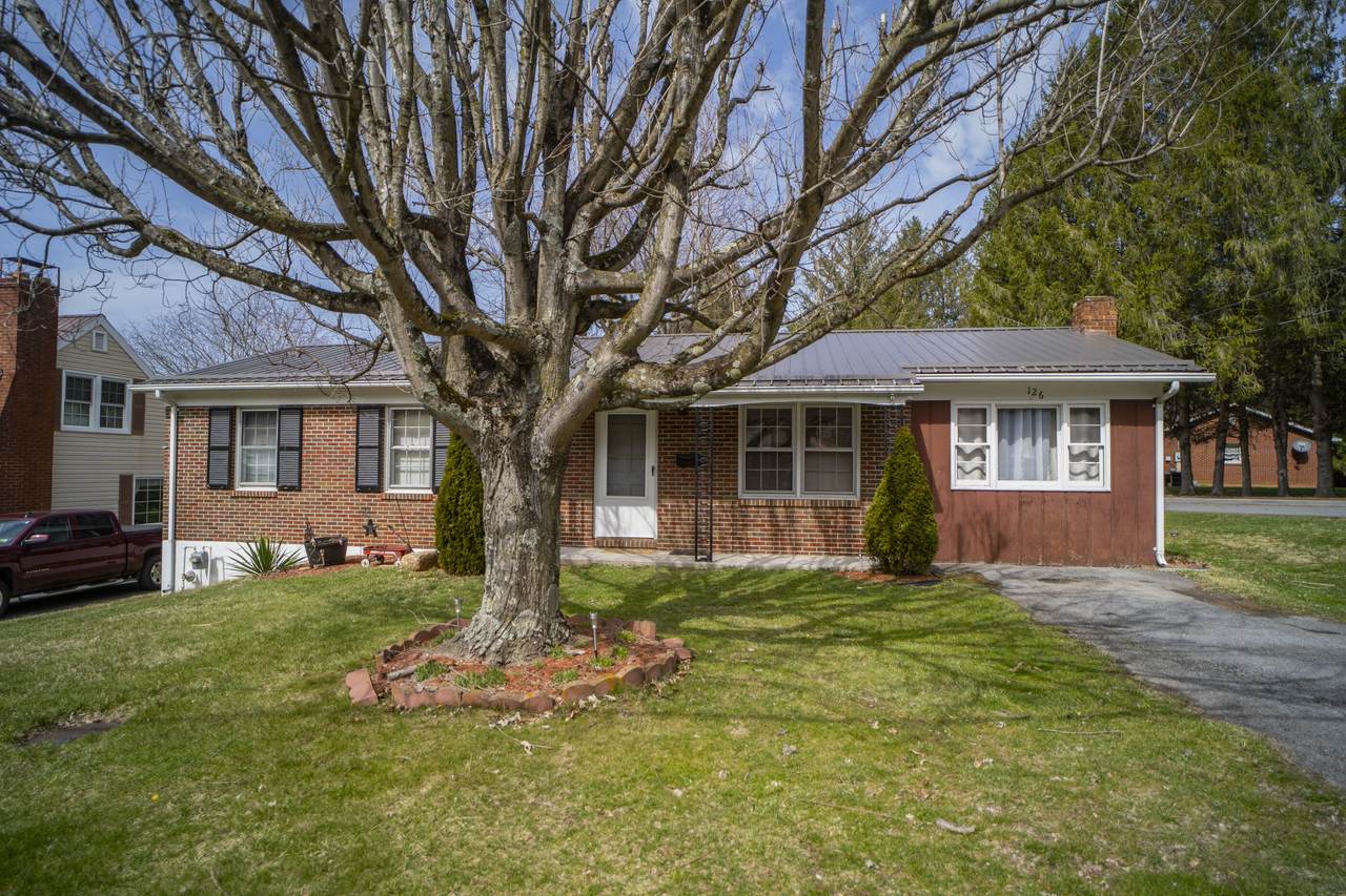 126 Frazier St - Photo 1
