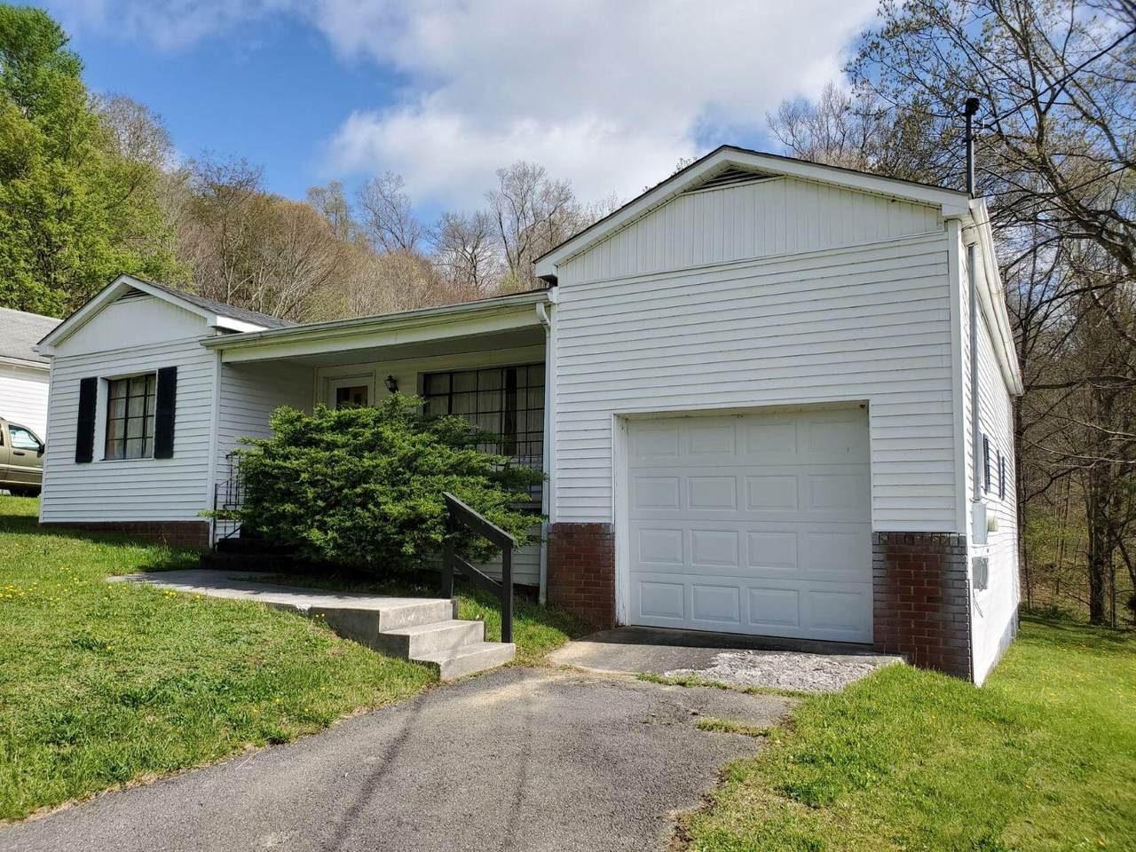 170 24th St - Photo 1