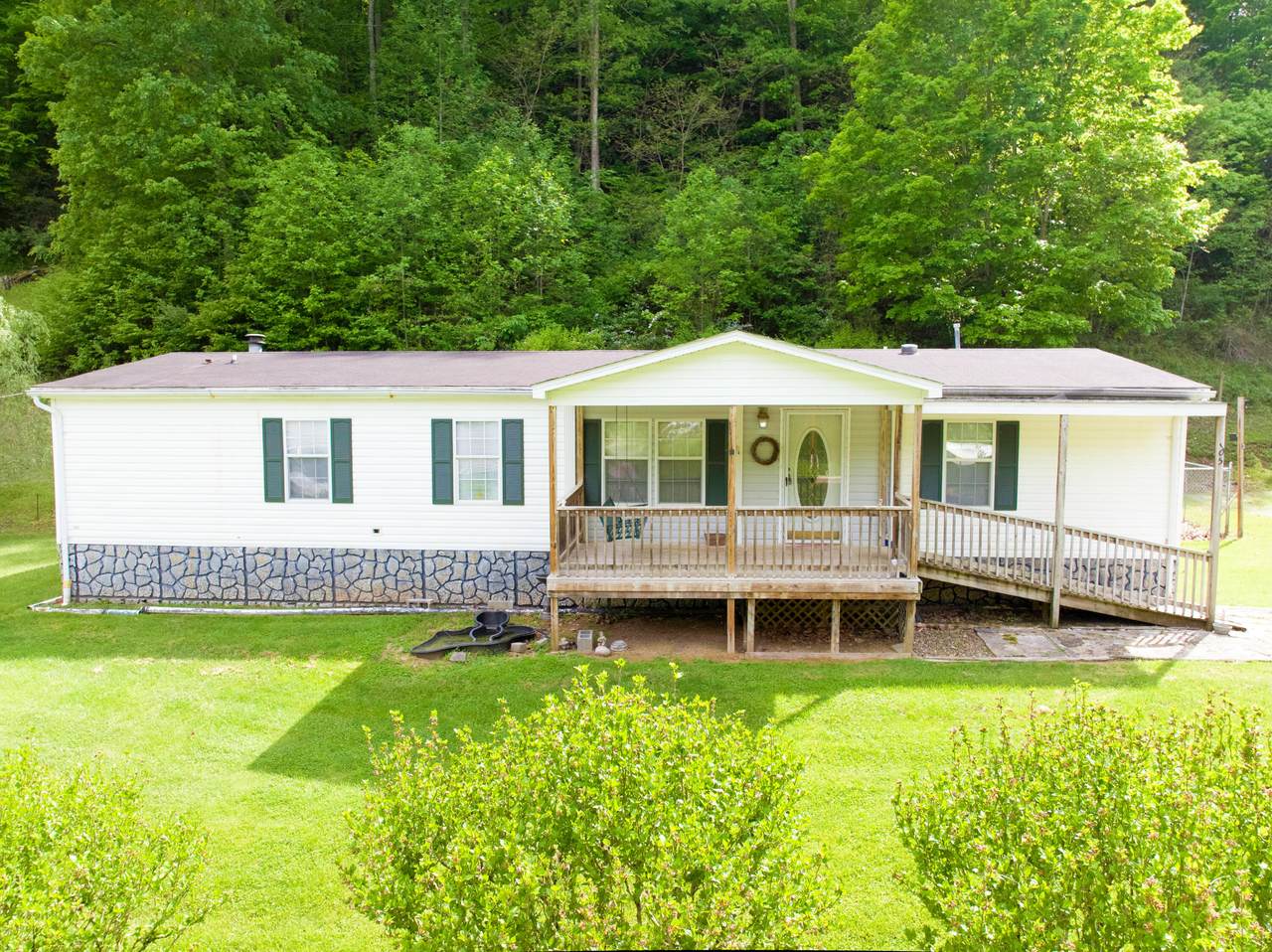 2105 Madams Creek Rd - Photo 1