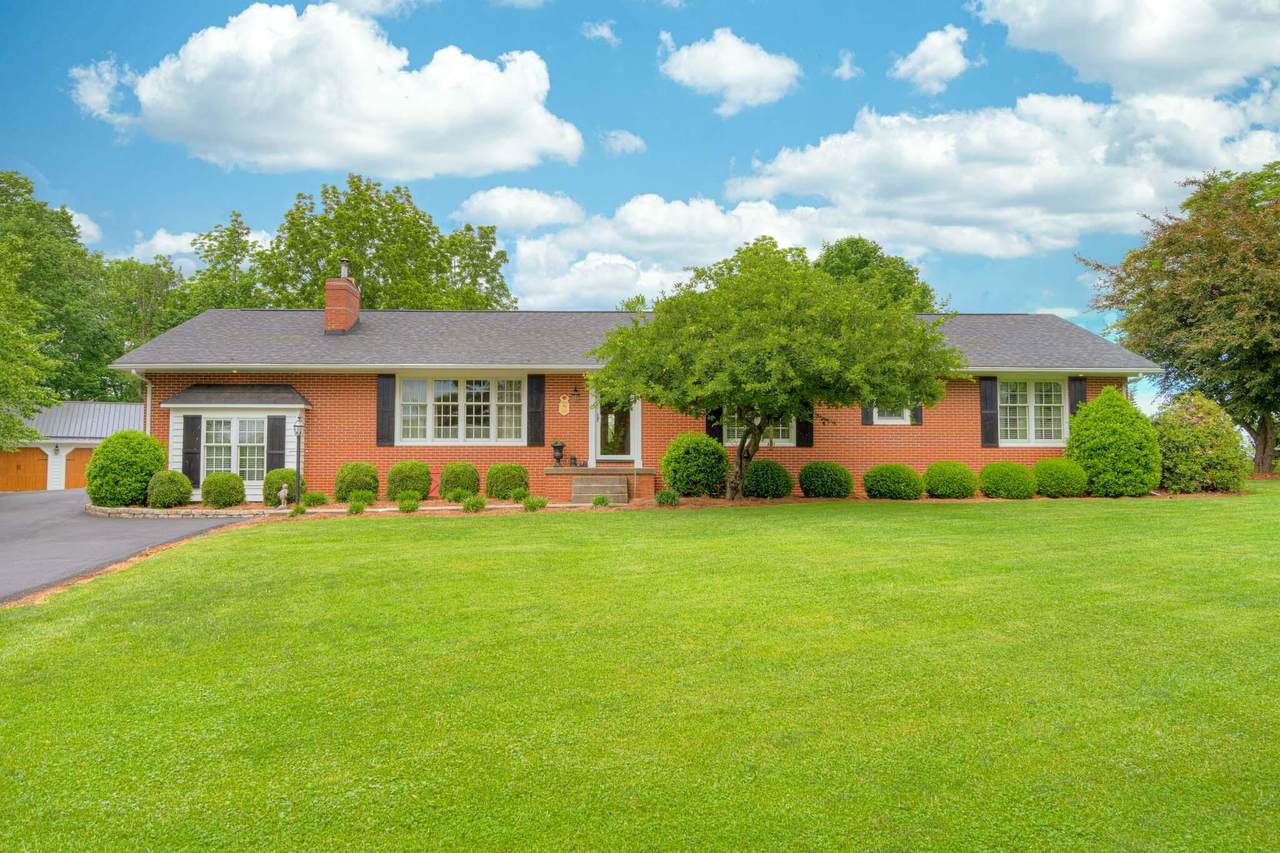 2895 Houfnaggle Rd - Photo 1