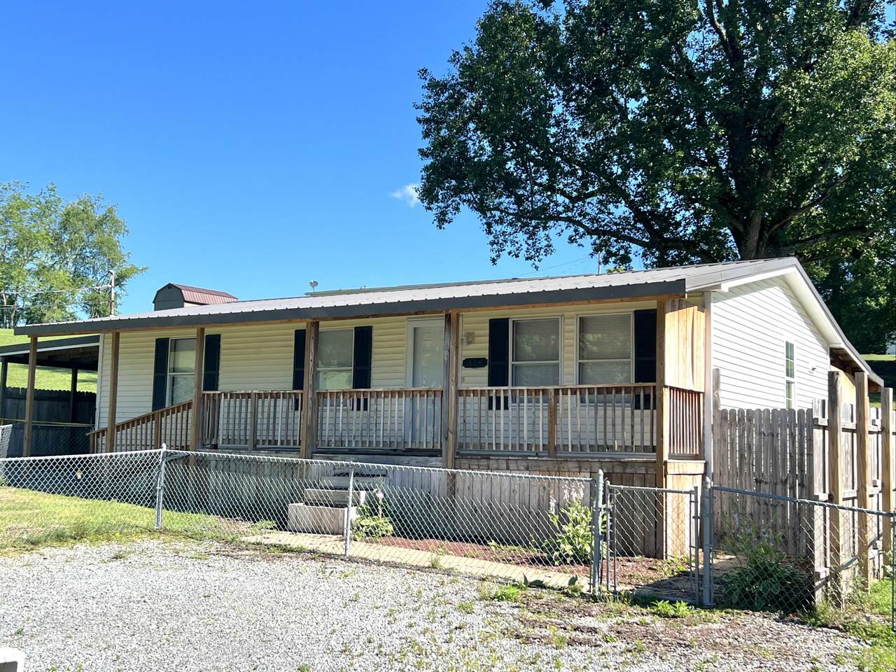 314 North St - Photo 1