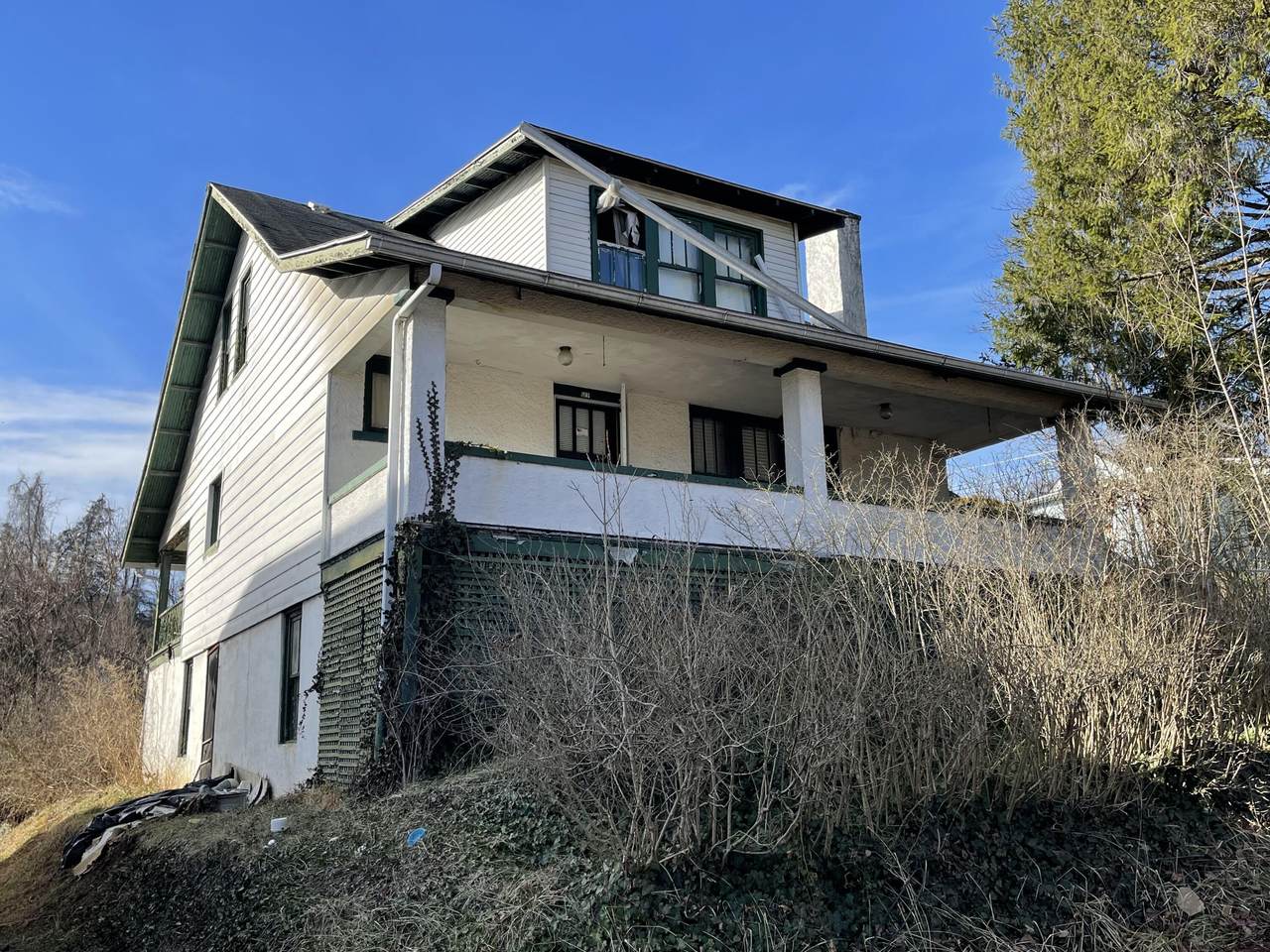 127 Bonview Ave - Photo 1