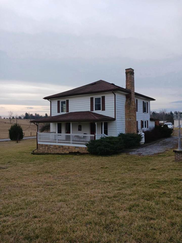6223 Mount View Rd - Photo 1