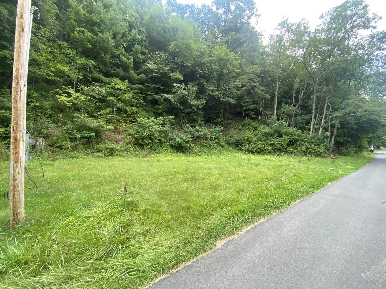 https://bt-photos.global.ssl.fastly.net/greenbrier/1280_boomver_1_24-1000-2.jpg