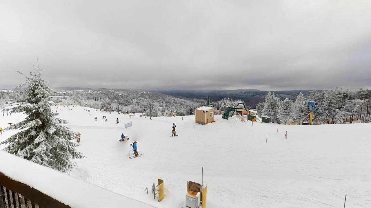 317 Highland House - Photo 1