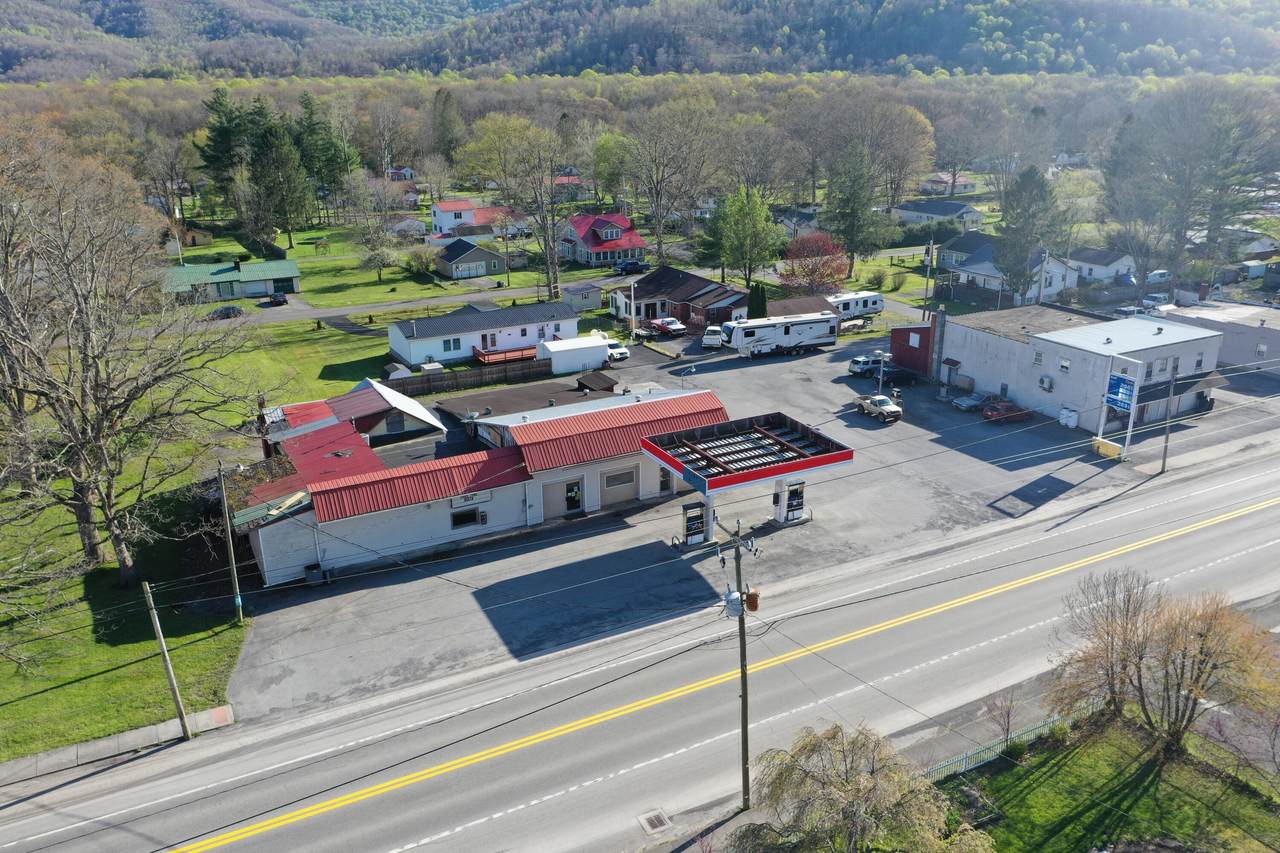 470 Nicholas St - Photo 1