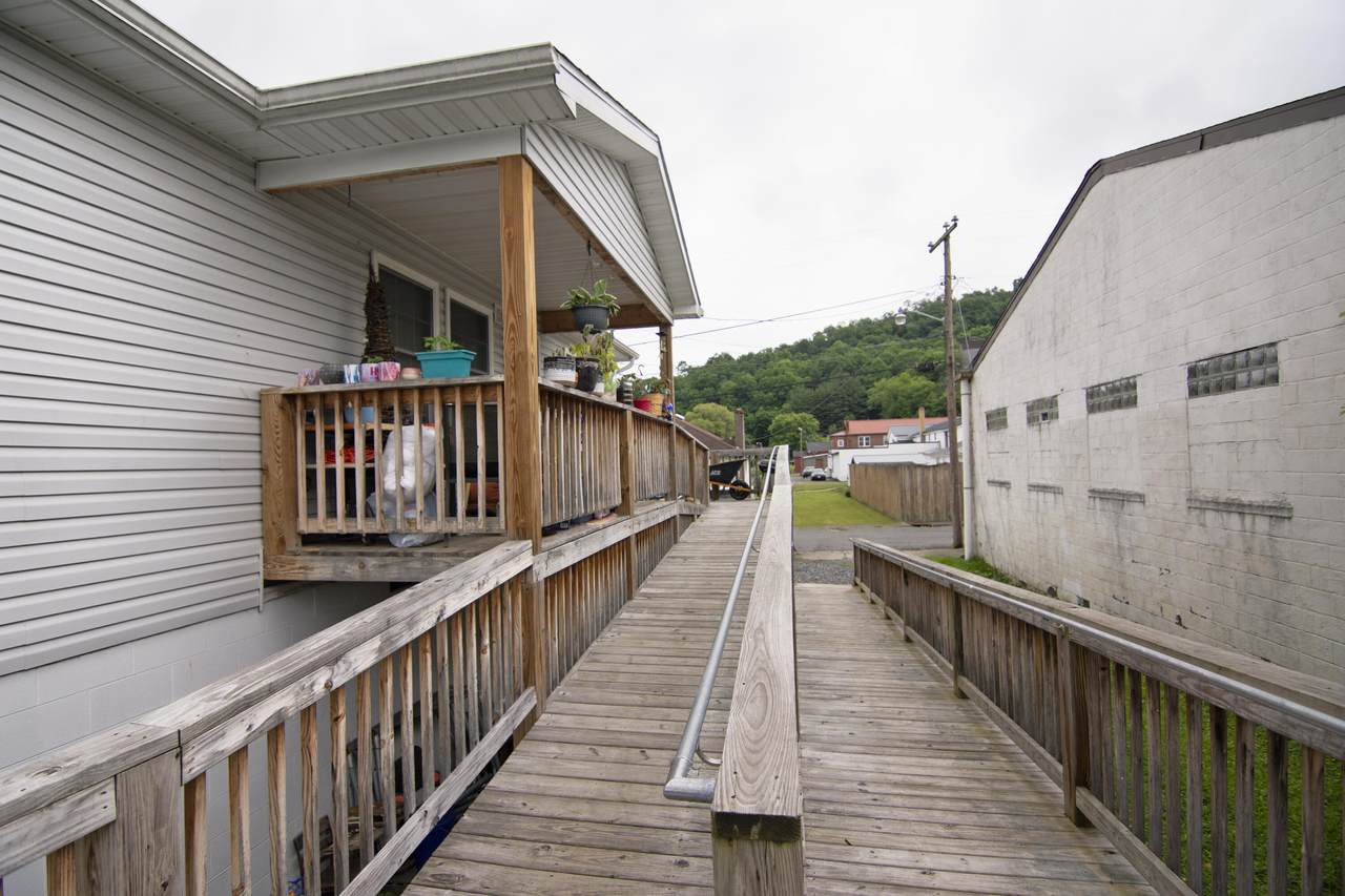 https://bt-photos.global.ssl.fastly.net/greenbrier/1280_boomver_1_24-749-2.jpg