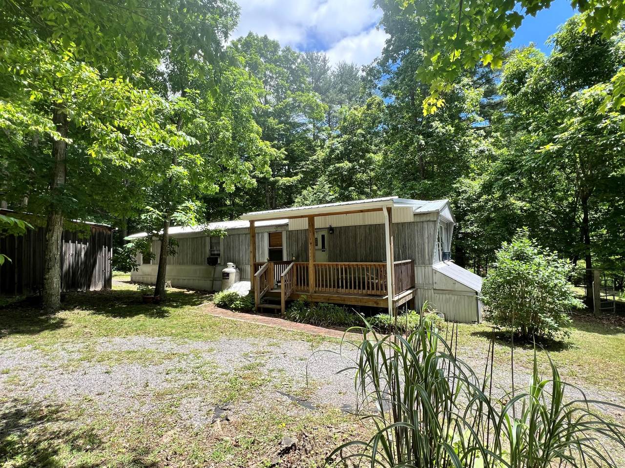 7898 Moncove Lake Rd - Photo 1