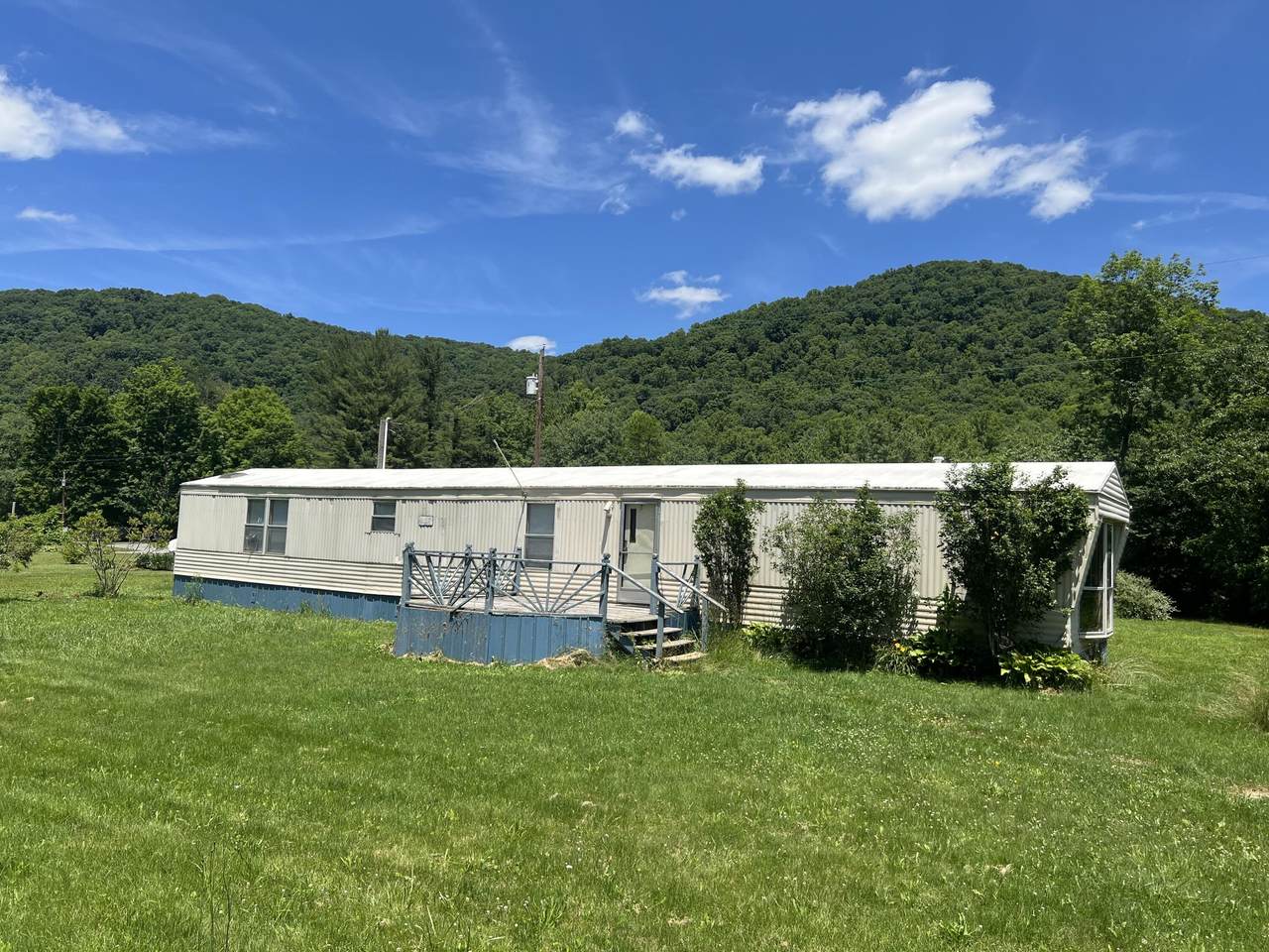 5088 Richwood Rd - Photo 1
