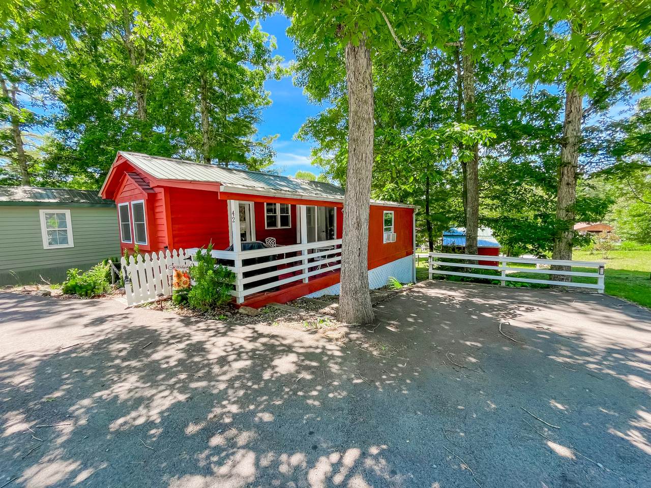 42 Eagles Rest Dr - Photo 1
