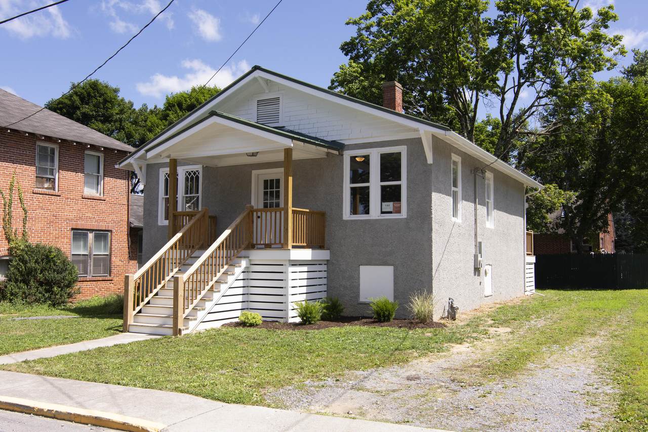 140 Palm Beach Ave - Photo 1