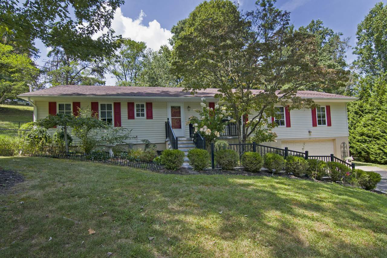 250 Highland Cir - Photo 1