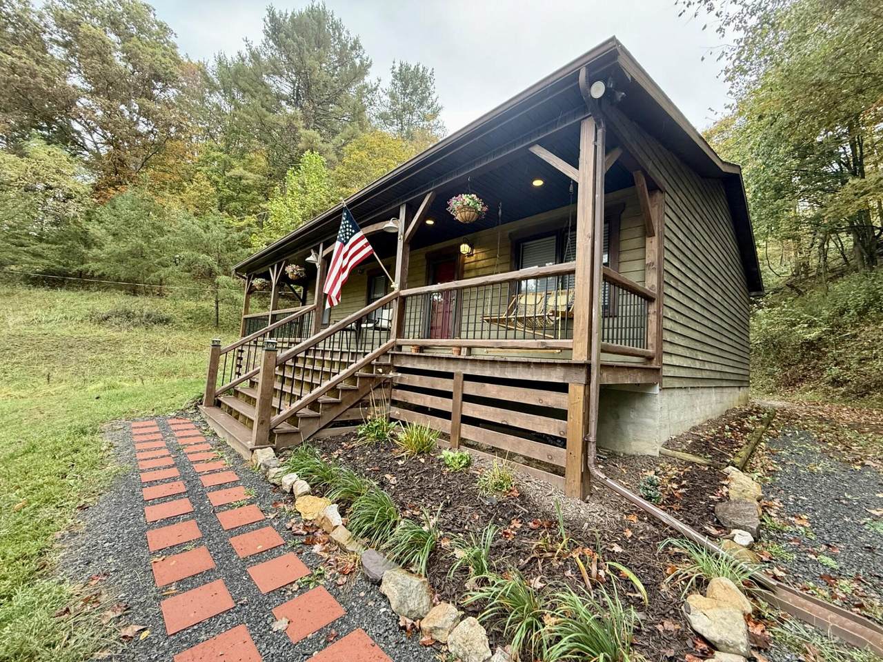 206 Pete Amos Rd - Photo 1