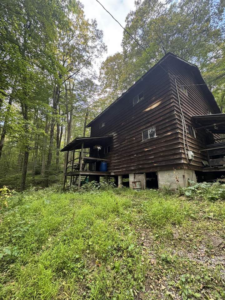 237 Spy Hill Ln - Photo 1