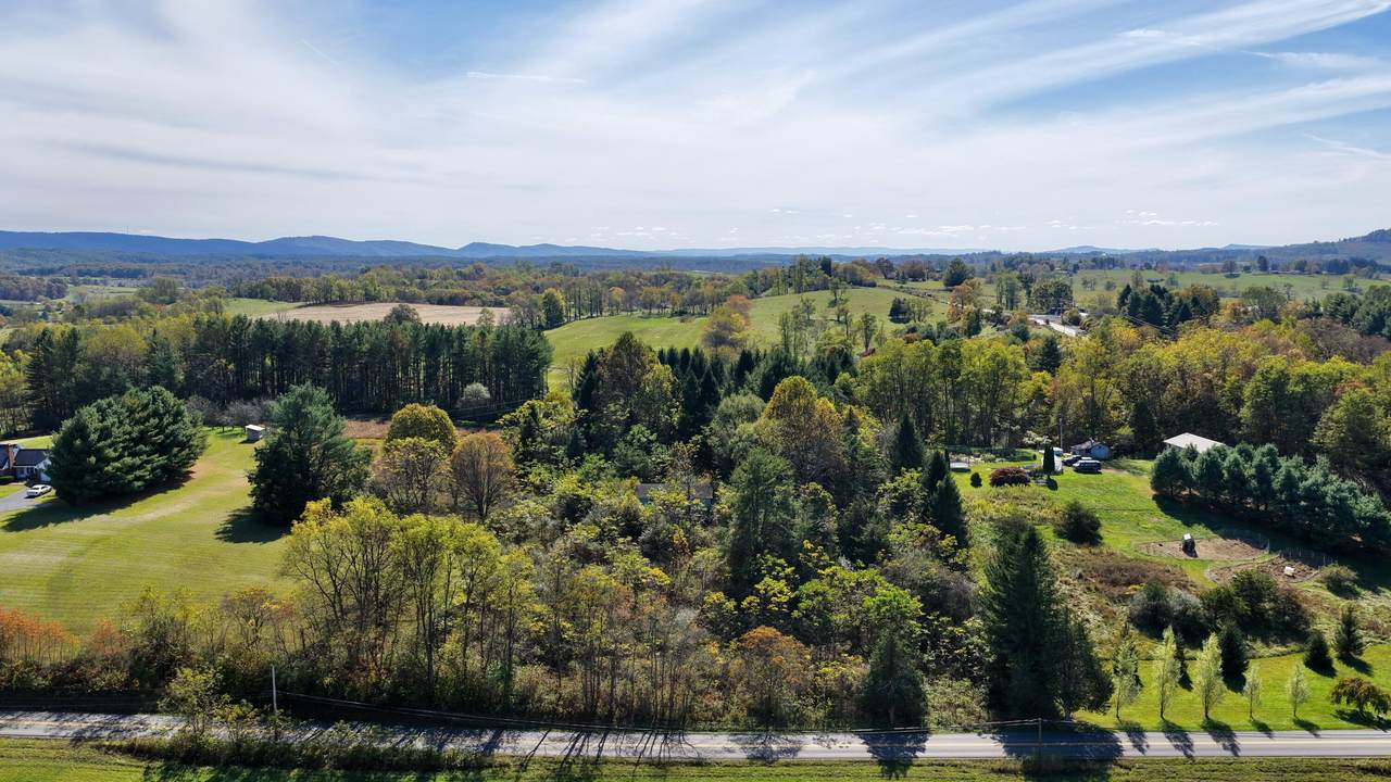 212 Anthony Rd - Photo 1