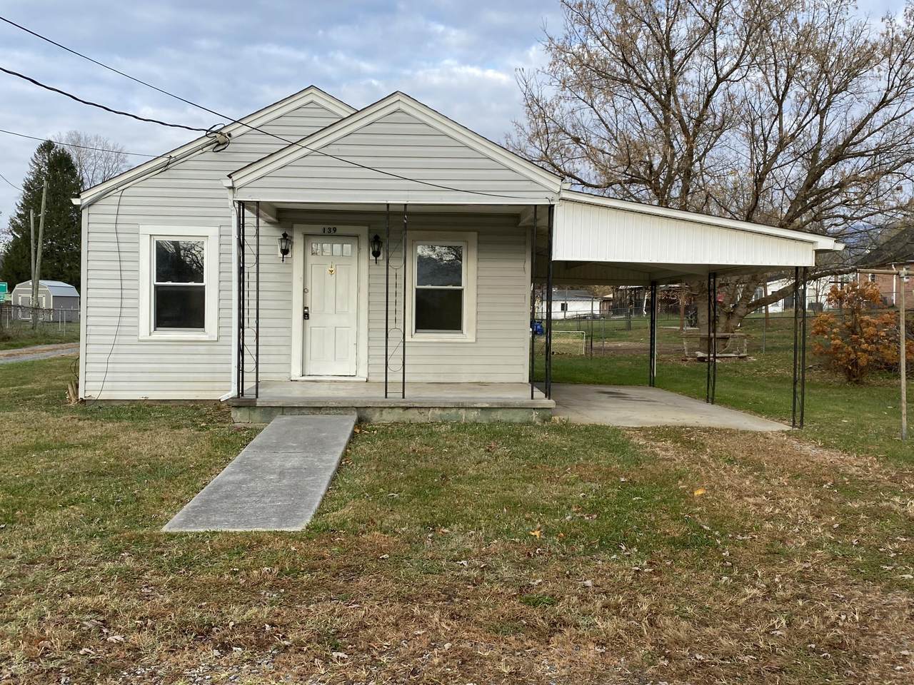 139 Calhoun St - Photo 1