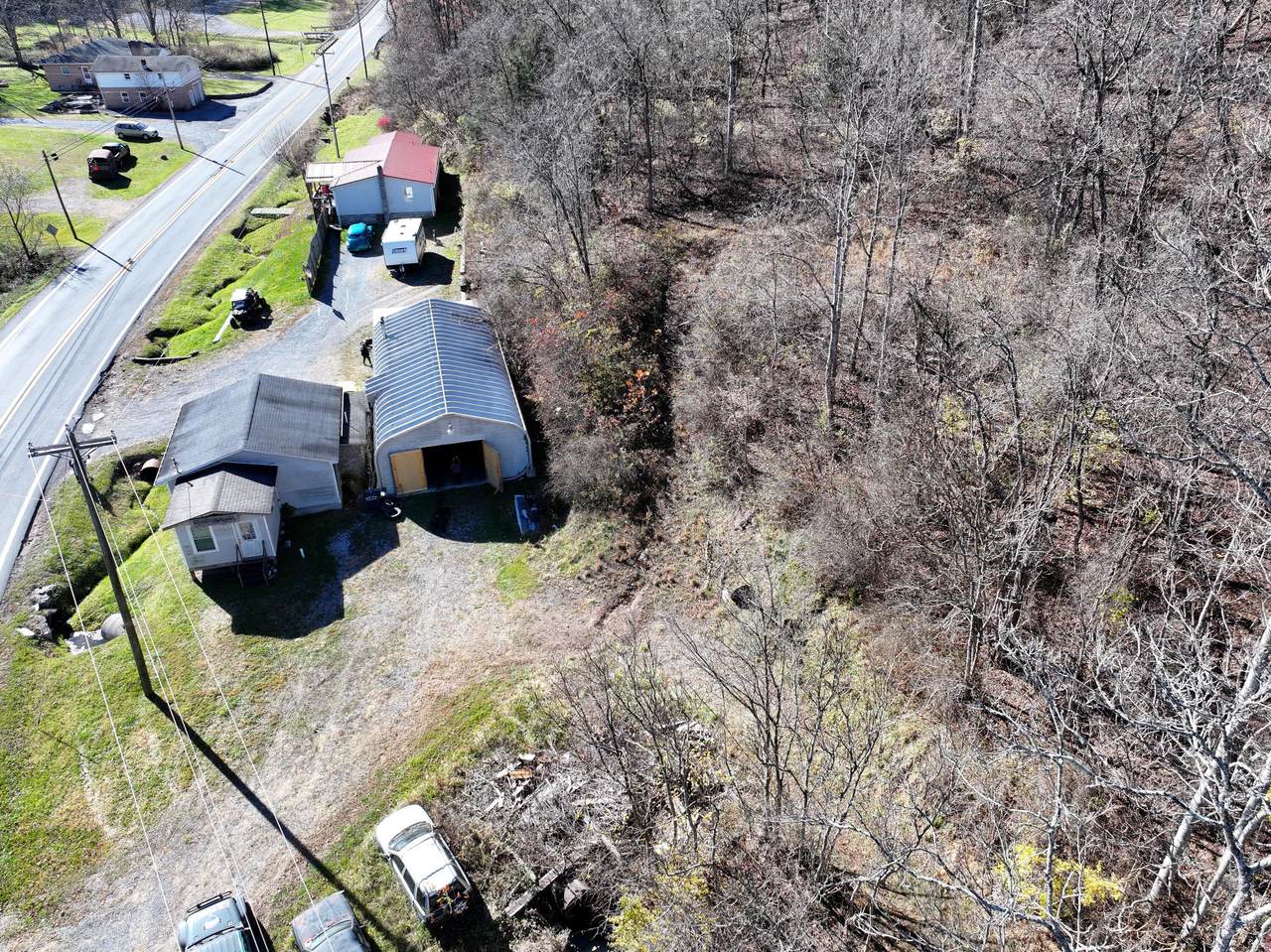 4505 Seneca Trl - Photo 1