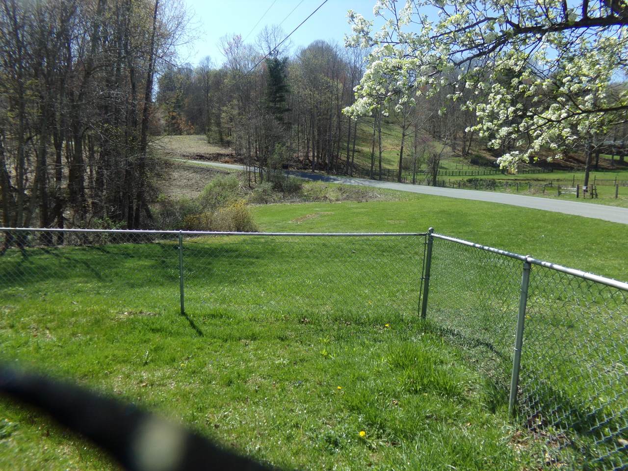 https://bt-photos.global.ssl.fastly.net/greenbrier/1280_boomver_1_25-484-2.jpg