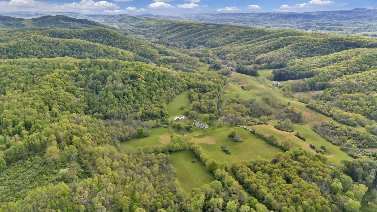 6008 Raders Valley Rd - Photo 1