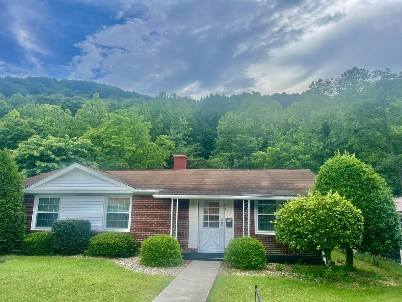 175 Circle Ln - Photo 1