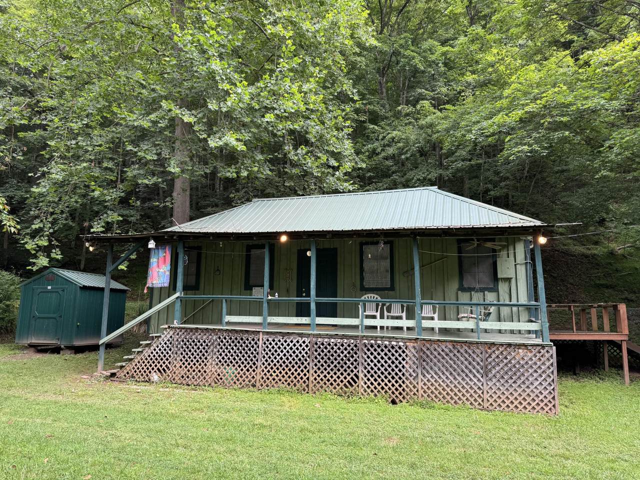 1370 Mcclung Rd - Photo 1