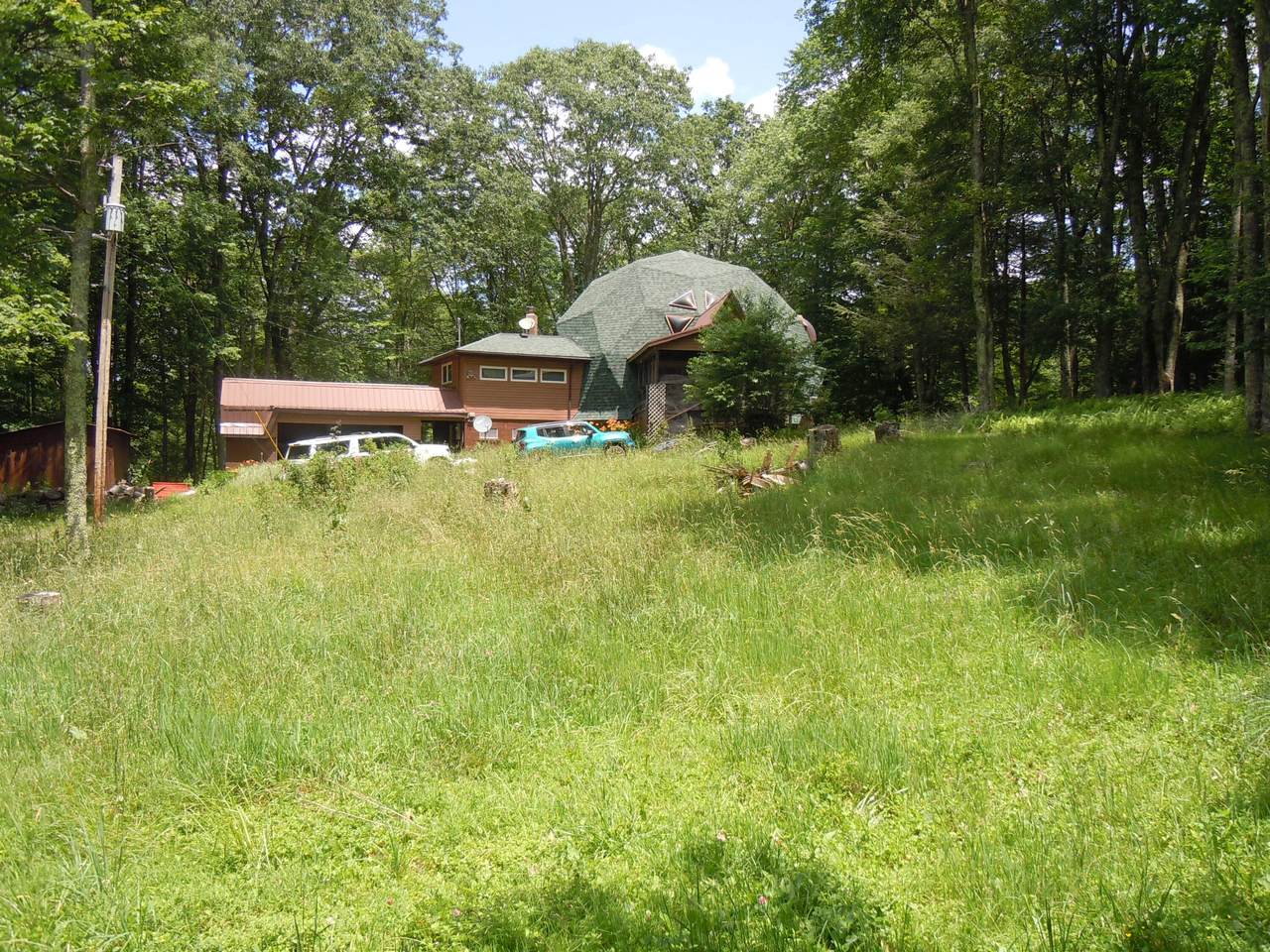 15240 Back Mountain Rd - Photo 1