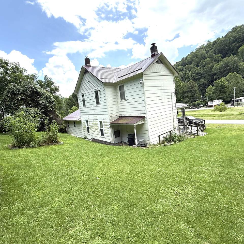 https://bt-photos.global.ssl.fastly.net/greenbrier/1280_boomver_1_25-820-2.jpg