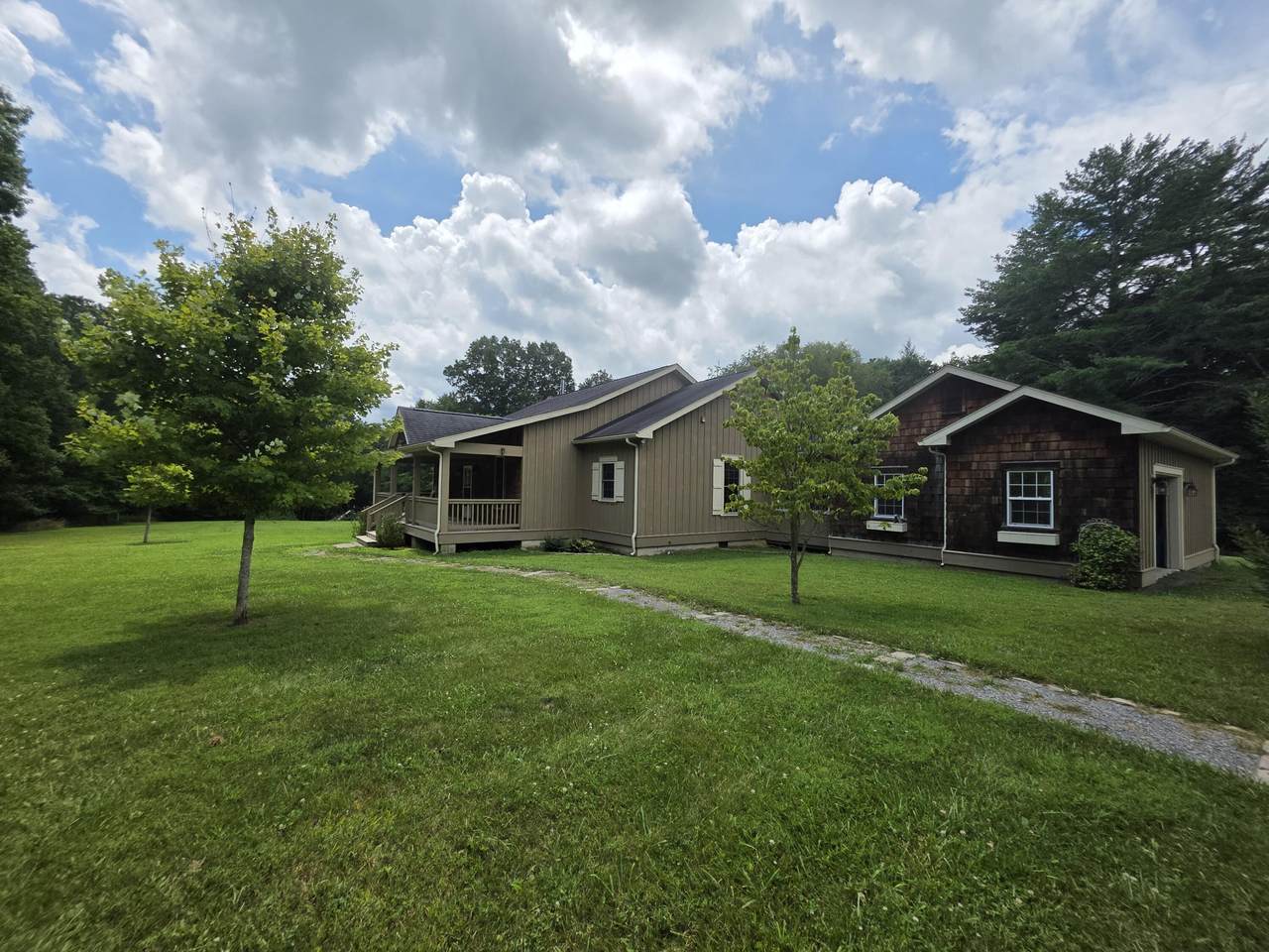 250 White Pine Lane - Photo 1