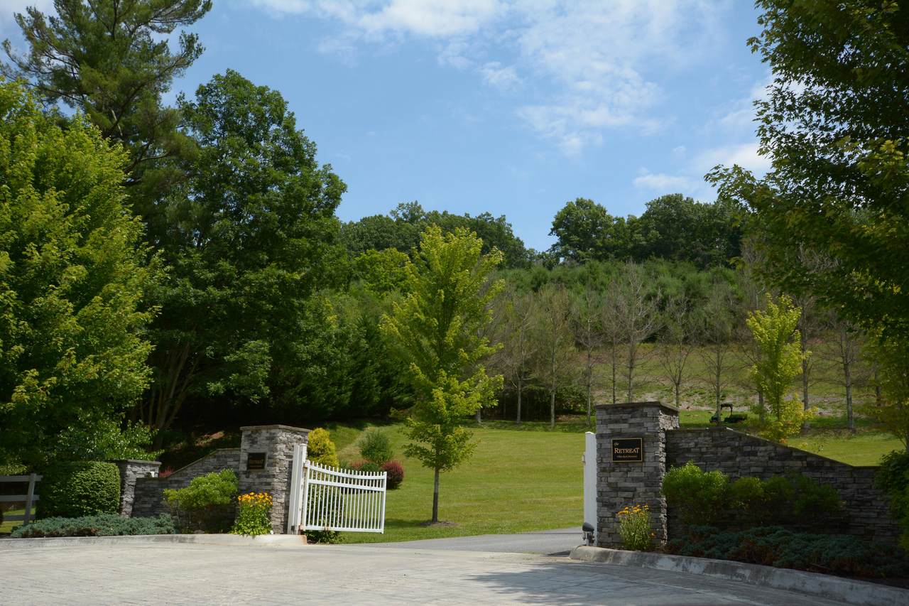https://bt-photos.global.ssl.fastly.net/greenbrier/1280_boomver_1_25-880-2.jpg