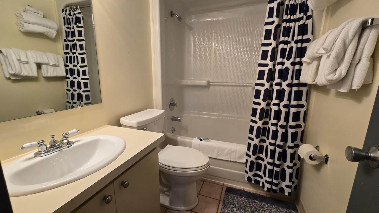 https://bt-photos.global.ssl.fastly.net/greenbrier/1280_boomver_1_25-886-2.jpg