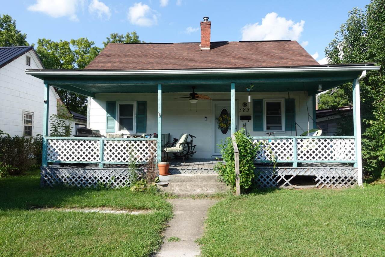 385 Mountain Ave - Photo 1