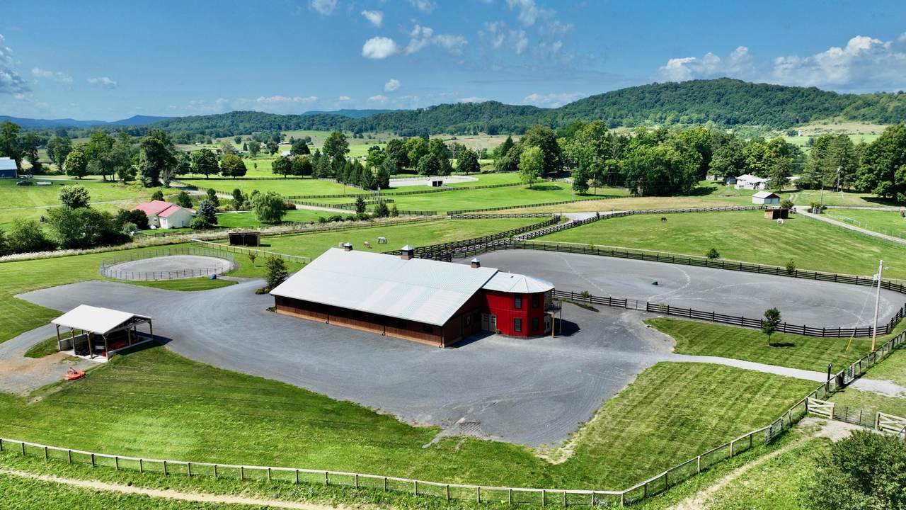 https://bt-photos.global.ssl.fastly.net/greenbrier/1280_boomver_1_25-915-2.jpg